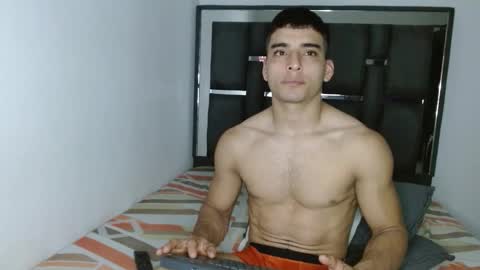 tomaz_18 online show from March 23, 11:58 am