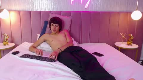 Tomm online show from December 1, 4:29 pm