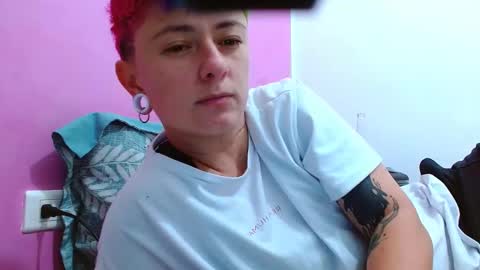 Snapshot of tomboyblue chatting on September 16, 9:21 am Blue online show from September 16, 9:21 am