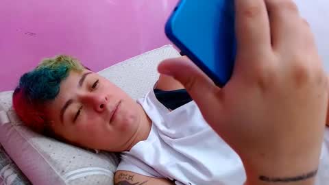 Snapshot of tomboyblue chatting on October 21, 6:30 pm Blue online show from October 21, 6:30 pm