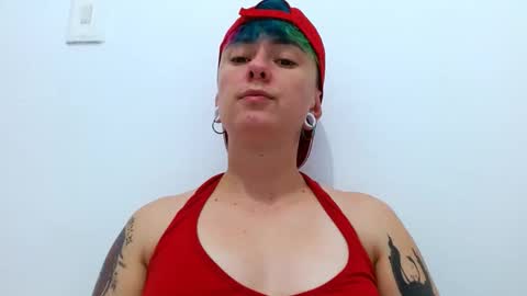 Snapshot of tomboyblue chatting on November 7, 4:45 am Blue online show from November 7, 4:45 am