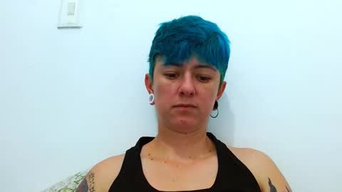 Snapshot of tomboyblue chatting on February 26, 6:07 pm Blue online show from February 26, 6:07 pm