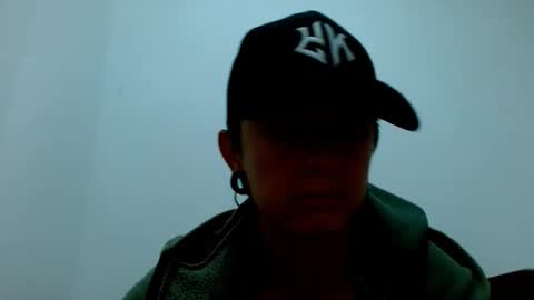 Snapshot of tomboyblue chatting on March 11, 11:49 am Blue online show from March 11, 11:49 am