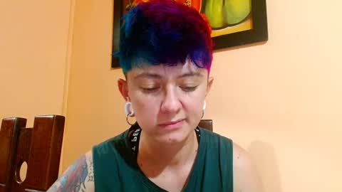 Blue online show from June 19, 2:38 am