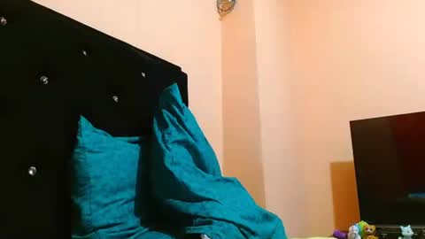 Blue online show from June 23, 4:38 pm