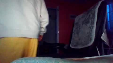 Snapshot of tomcat4848 chatting on December 13, 9:42 pm tomcat4848 online show from December 13, 9:42 pm