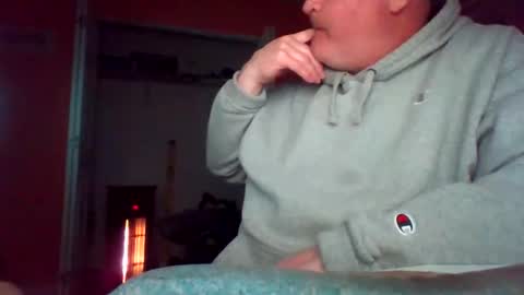 Snapshot of tomcat4848 chatting on December 22, 12:51 am tomcat4848 online show from December 22, 12:51 am