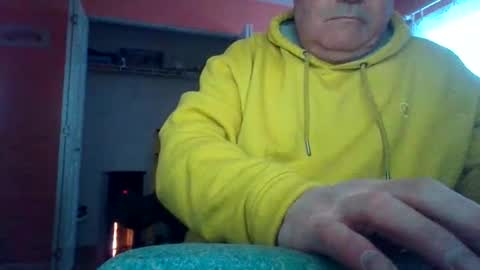 Snapshot of tomcat4848 chatting on January 5, 8:01 pm tomcat4848 online show from January 5, 8:01 pm