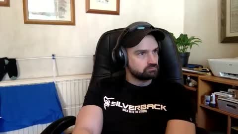 Snapshot of tomf1982 chatting on March 14, 11:37 am tomf1982 online show from March 14, 11:37 am