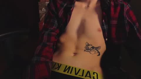 Tommie online show from November 28, 5:43 am