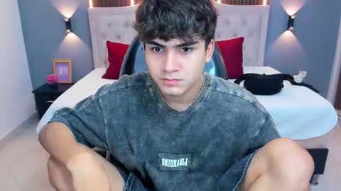 Tommy  online show from March 27, 3:45 am