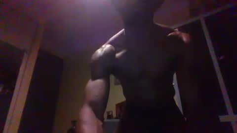 tommy543583 online show from August 5, 4:04 am