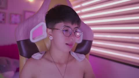 Blue  online show from June 4, 1:17 pm