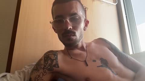 TOMMYDESIREX online show from May 28, 12:35 pm