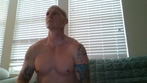 tommygunsfit online show from July 23, 8:29 pm