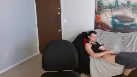 Snapshot of tommystrokes_ chatting on October 31, 11:06 pm Tommy Strokes online show from October 31, 11:06 pm