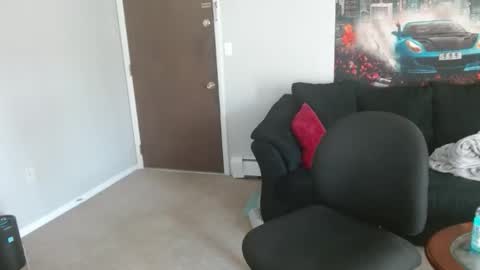 Snapshot of tommystrokes_ chatting on January 8, 6:43 pm Tommy Strokes online show from January 8, 6:43 pm