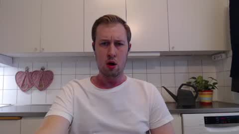 Tom Naughty Good Boy and Daddy if you can be My Mama online show from August 9, 1:49 pm