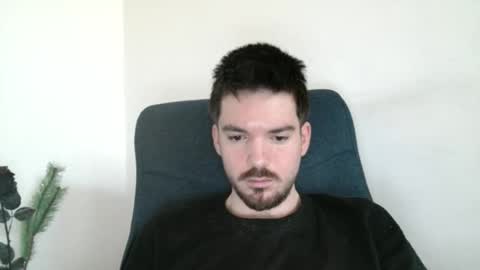 Snapshot of tomylind chatting on April 15, 8:54 am Onlyfans - Tomylind keep you in touch there online show from April 15, 8:54 am
