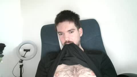Snapshot of tomylind chatting on May 10, 10:53 am Onlyfans - Tomylind keep you in touch there online show from May 10, 10:53 am