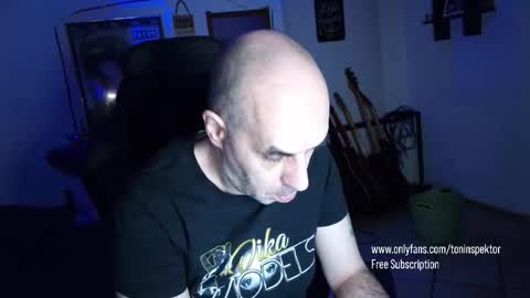 Snapshot of toninspektor chatting on March 4, 6:50 pm toninspektor online show from March 4, 6:50 pm