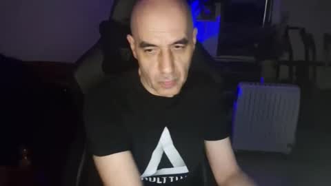 Snapshot of toninspektor chatting on October 12, 5:45 pm toninspektor online show from October 12, 5:45 pm