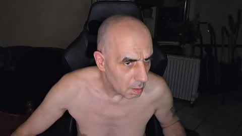 Snapshot of toninspektor chatting on November 15, 10:04 pm toninspektor online show from November 15, 10:04 pm