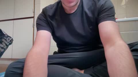 Snapshot of tonisun chatting on February 17, 11:29 am tonisun online show from February 17, 11:29 am