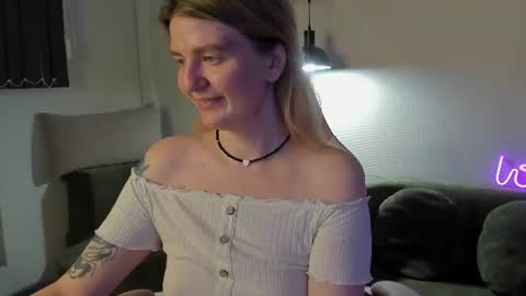 Tonya online show from July 5, 1:12 am