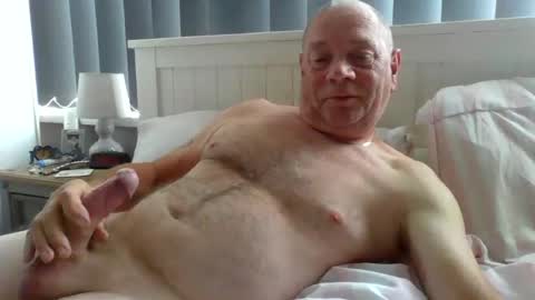 tonygib1962 online show from August 2, 9:19 am