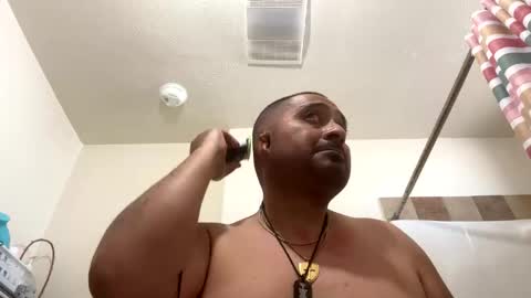 Snapshot of tonynugz chatting on May 23, 5:39 pm tonynugz online show from May 23, 5:39 pm
