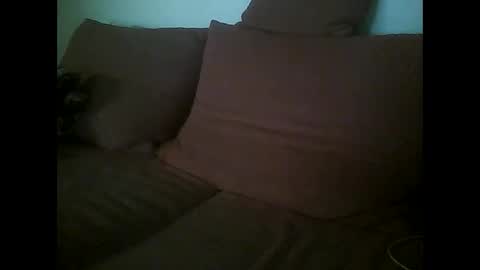 Snapshot of tonystrawberry chatting on January 18, 2:14 am tonystrawberry online show from January 18, 2:14 am