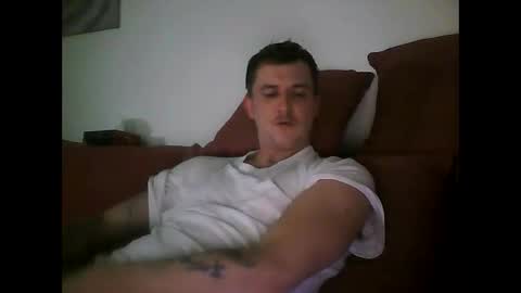 Snapshot of tonystrawberry chatting on January 9, 10:55 pm tonystrawberry online show from January 9, 10:55 pm