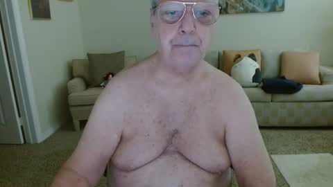 tonysview12000 online show from April 6, 7:48 pm