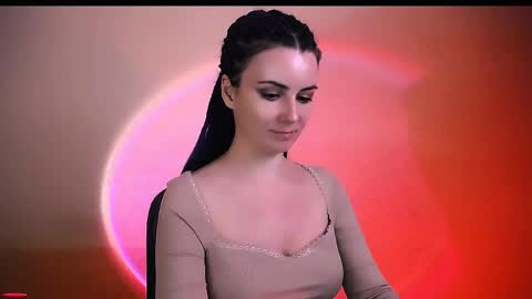 Elizabeth online show from May 20, 6:14 pm