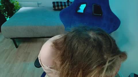 topcranberry online show from May 24, 3:28 pm