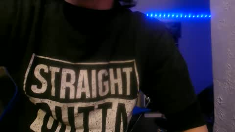 Snapshot of topplesstable18075 chatting on March 31, 6:14 am topplesstable18075 online show from March 31, 6:14 am