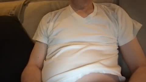 Snapshot of topspin69 chatting on May 13, 3:04 am topspin69 online show from May 13, 3:04 am