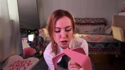 Snapshot of topwitch chatting on February 20, 12:05 pm Lina Next stream January 4 11am UTC 0 online show from February 20, 12:05 pm