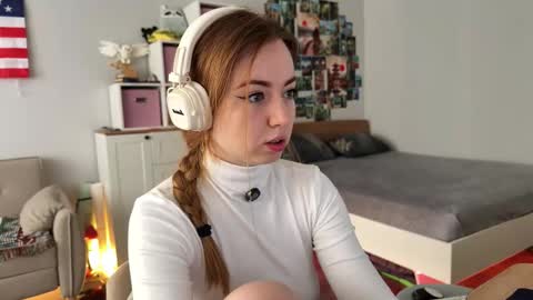 Snapshot of topwitch chatting on March 23, 8:29 am Lina Next stream January 4 11am UTC 0 online show from March 23, 8:29 am