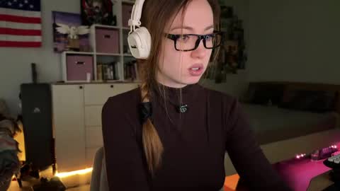 Snapshot of topwitch chatting on April 1, 2:58 pm Lina Next stream January 4 11am UTC 0 online show from April 1, 2:58 pm