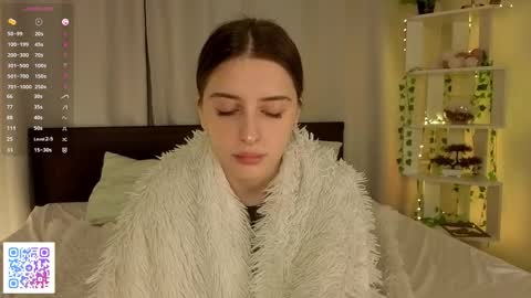 Kate online show from February 15, 7:51 am