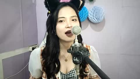 Emma online show from May 23, 9:13 am
