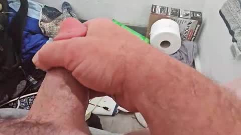 tossmysalad20 online show from April 2, 12:47 pm