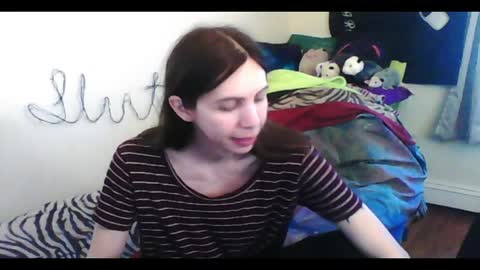 Snapshot of totalfuckingadorable chatting on May 12, 8:39 pm Luna online show from May 12, 8:39 pm