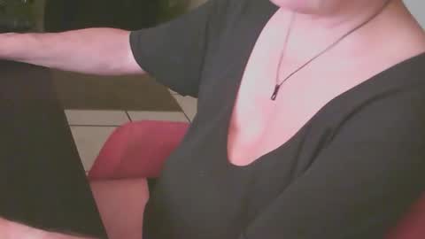 toto983 online show from September 28, 10:26 pm
