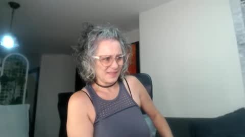 TotyPink online show from February 7, 6:45 pm