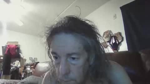 Snapshot of tpatslvr chatting on February 18, 12:56 pm Sasha online show from February 18, 12:56 pm