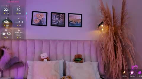 Tracy  online show from May 26, 8:38 pm