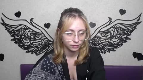 TracyLeeBB online show from December 5, 7:39 am